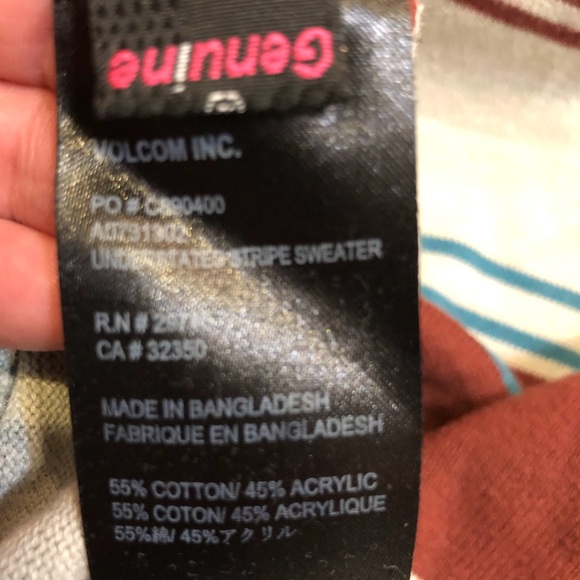 Men’s Volcom striped V-Neck sweater - Picture 6 of 7